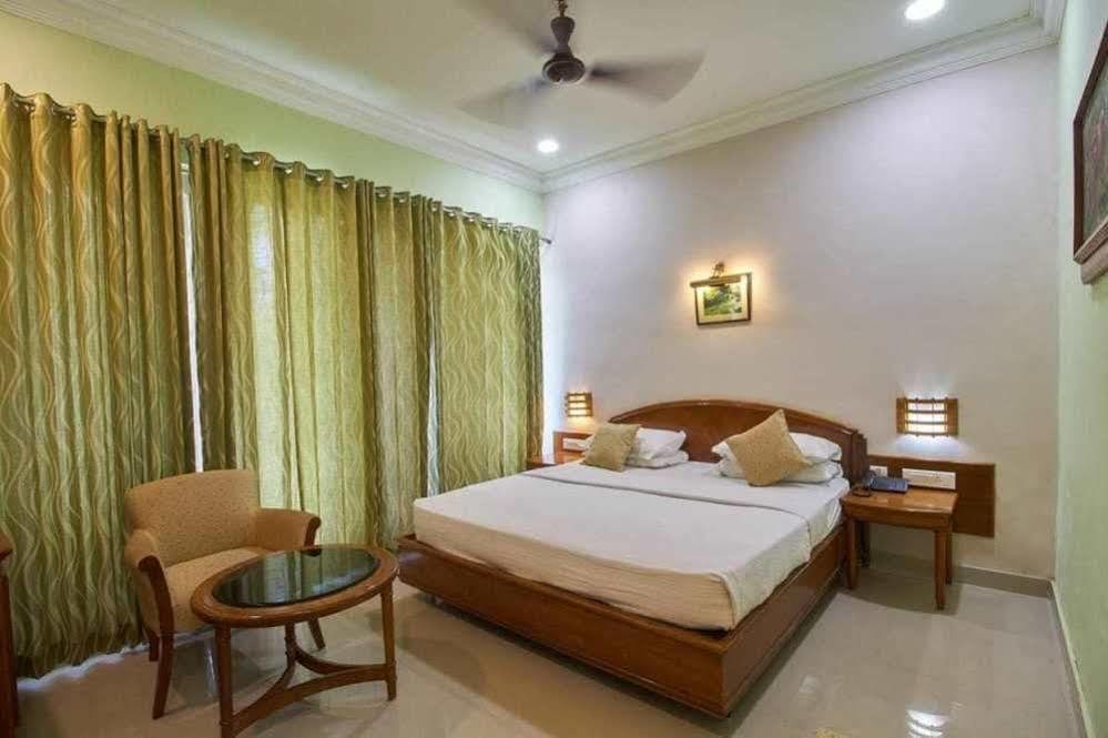 Отель Ktdc Aranya Nivas Thekkady Kumily Экстерьер фото