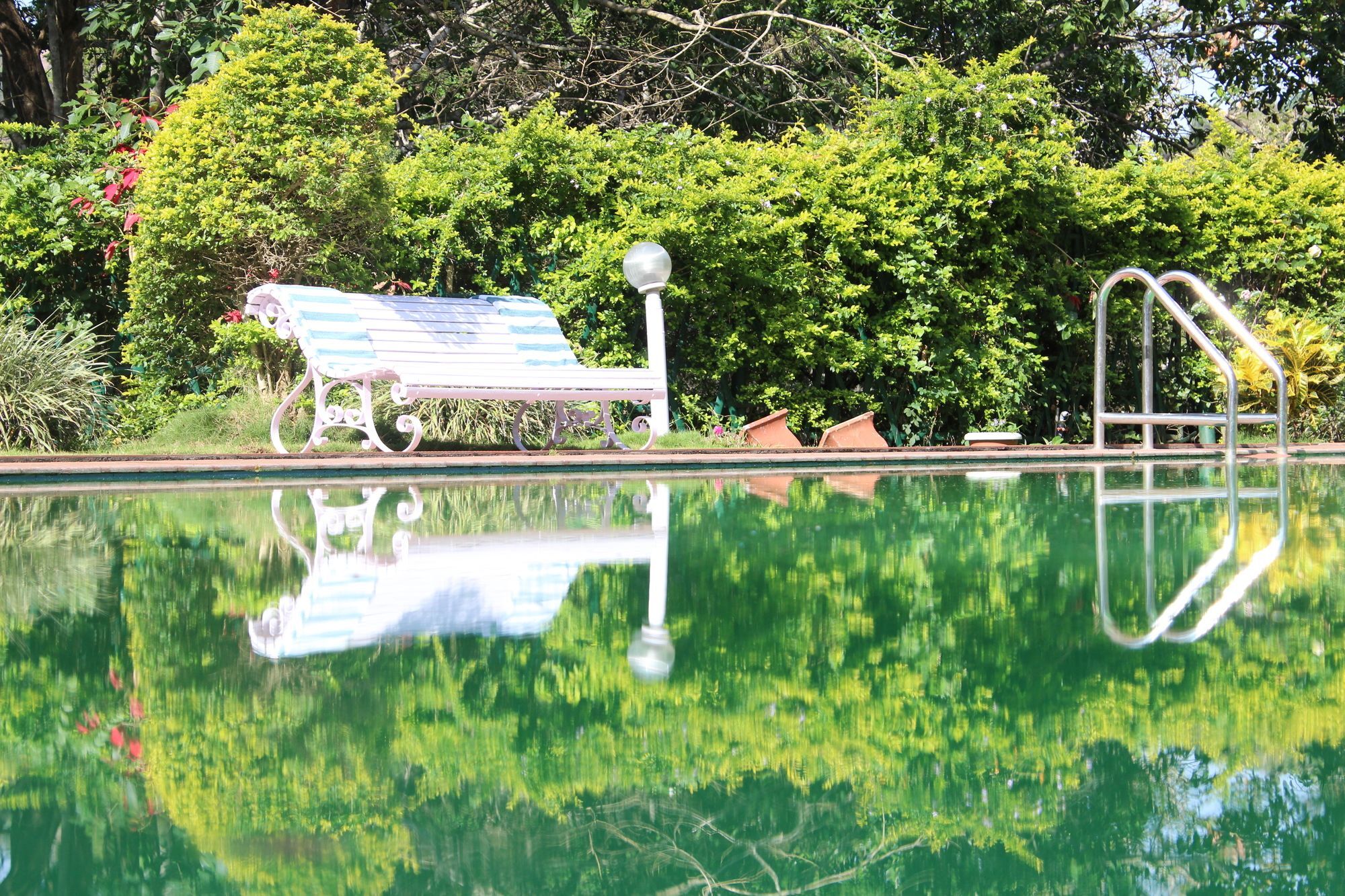 Отель Ktdc Aranya Nivas Thekkady Kumily Экстерьер фото