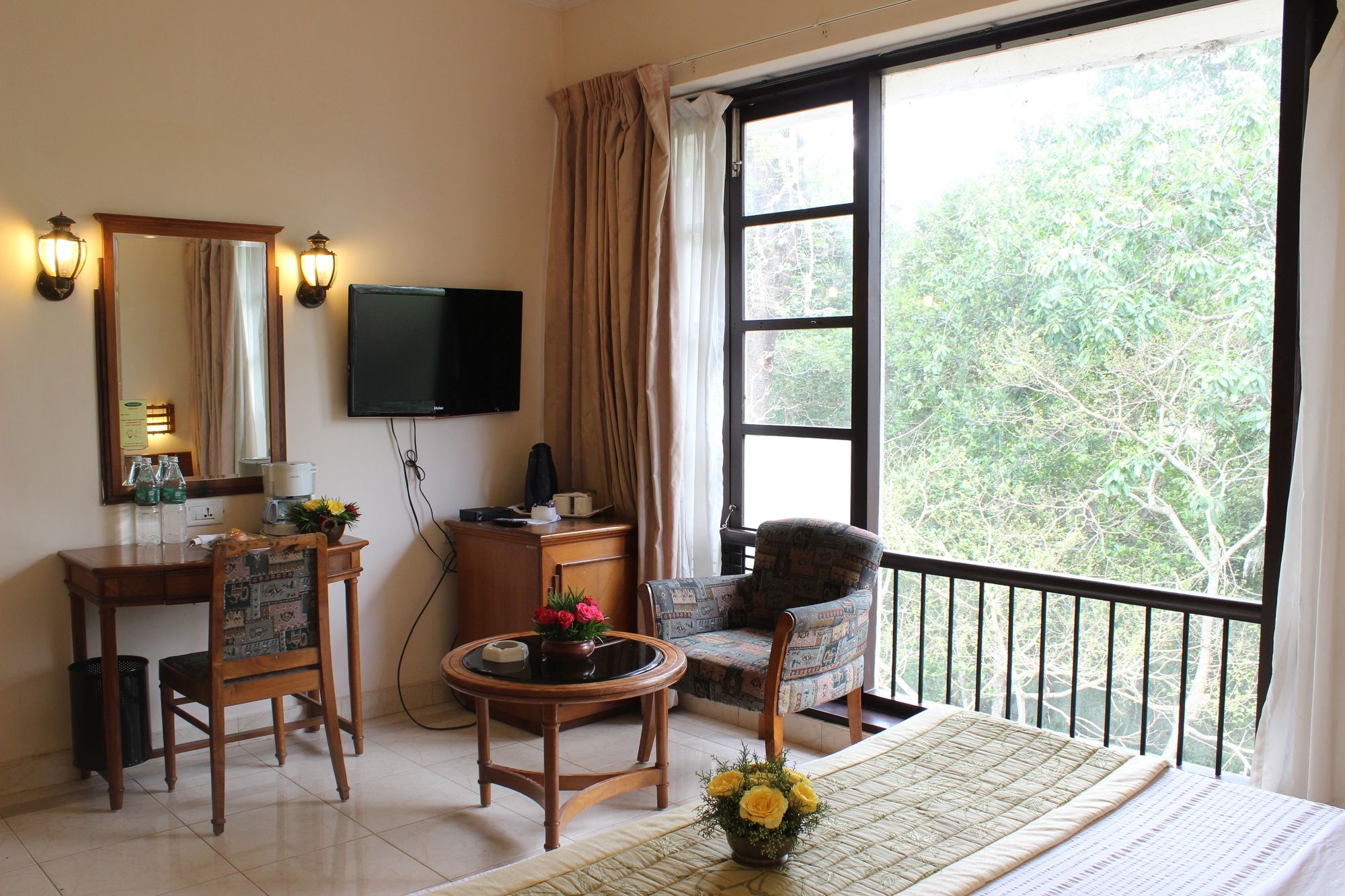 Отель Ktdc Aranya Nivas Thekkady Kumily Экстерьер фото