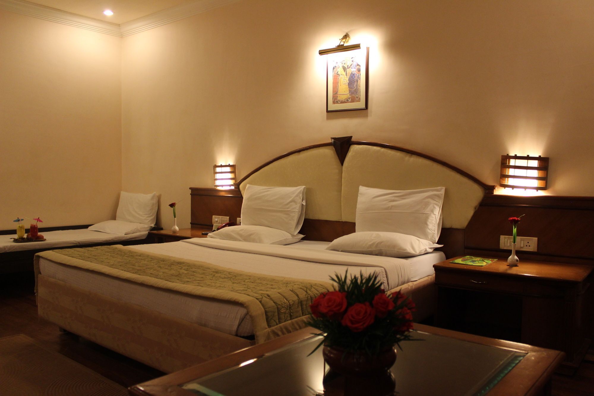 Отель Ktdc Aranya Nivas Thekkady Kumily Экстерьер фото